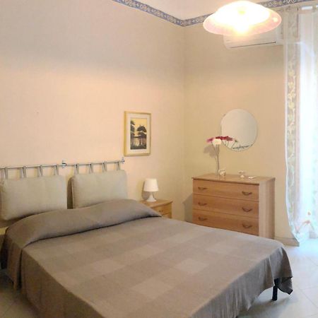 Apartment For 2 In Catania, B&B Le Voci Del Mercato Dış mekan fotoğraf