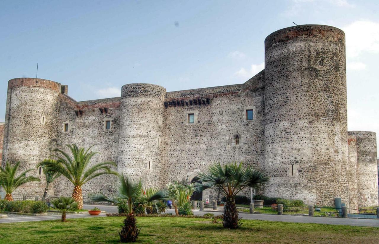 Apartment For 2 In Catania, B&B Le Voci Del Mercato Dış mekan fotoğraf